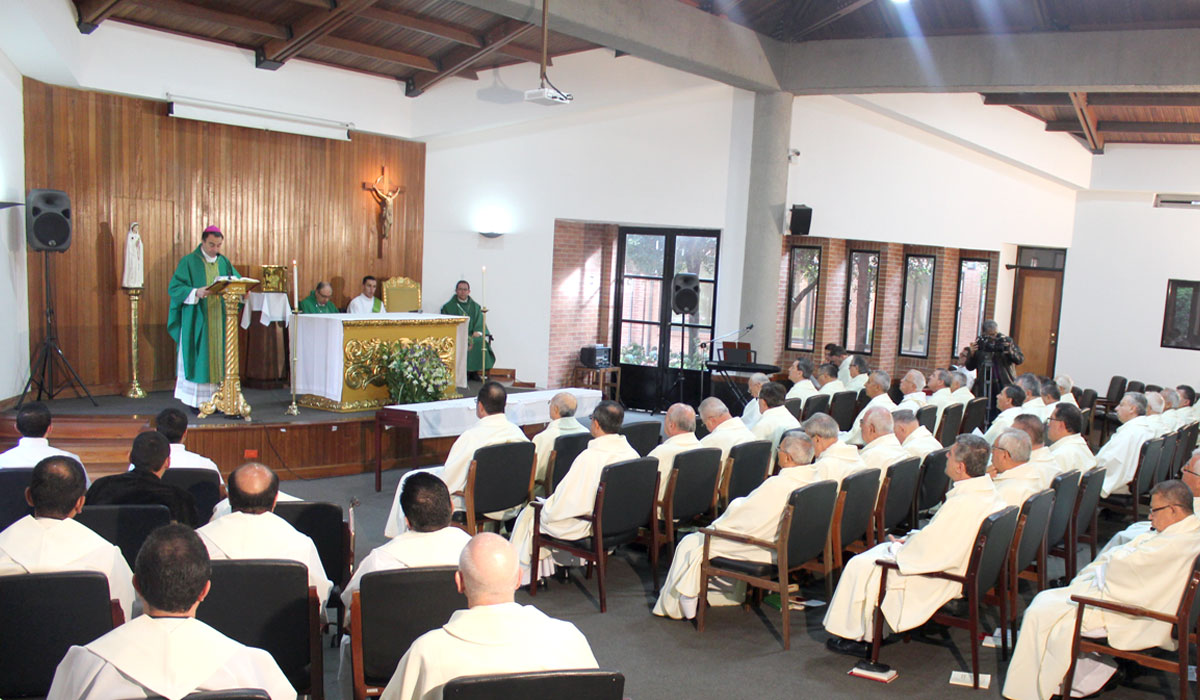 Homilía Nuncio Apostólico Asamblea Plenaria CI