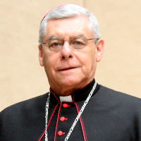Monseñor Fabio Suescún Mutis, obispo Castrense