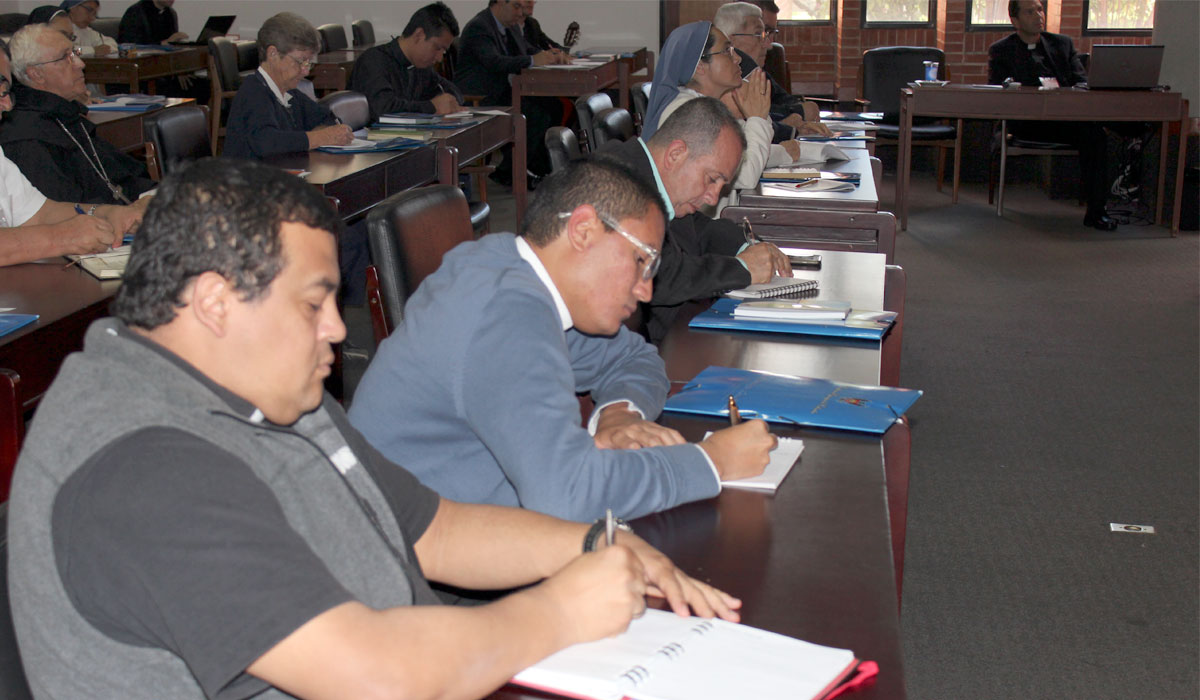 Encuentro delegados y vicarios episcopal de vida religiosa de Colombia